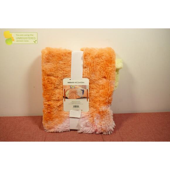 Makers Collective Teen Tie Dye Faux Fur 50x60"Throw Blanket* - Picture 1 of 4